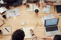 Bureau de travaille avec ordinateur